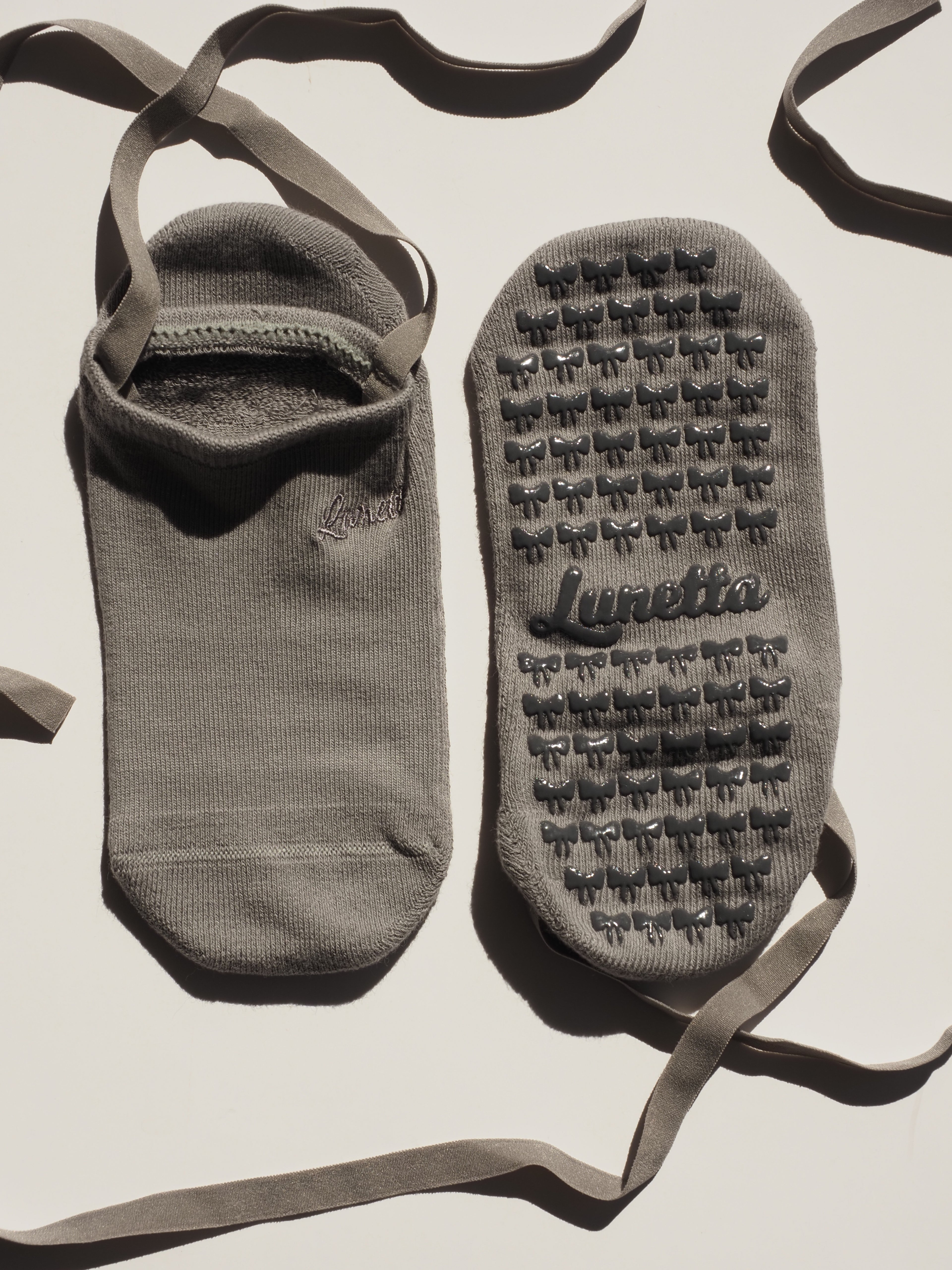 Product shot of Ballet Charcoal grip socks